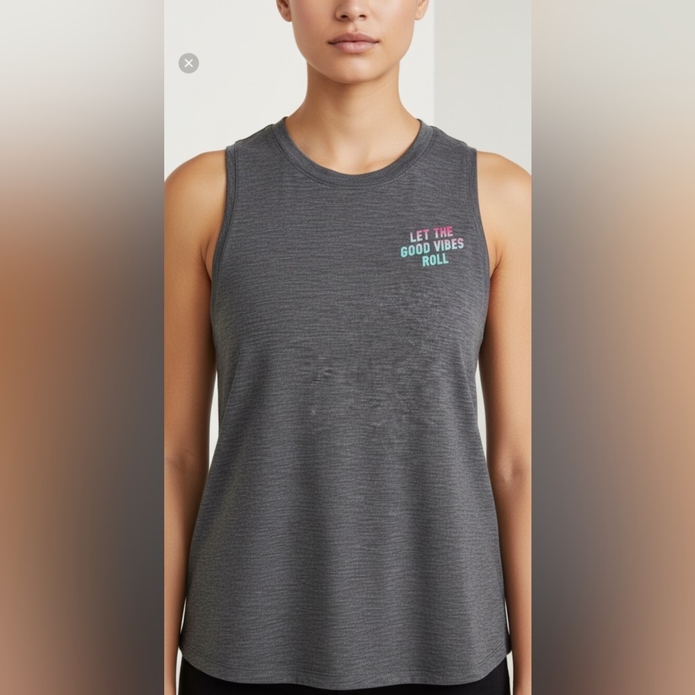Old Navy Gray Muscle Tee with Relaxed Fit and Soft Fabric